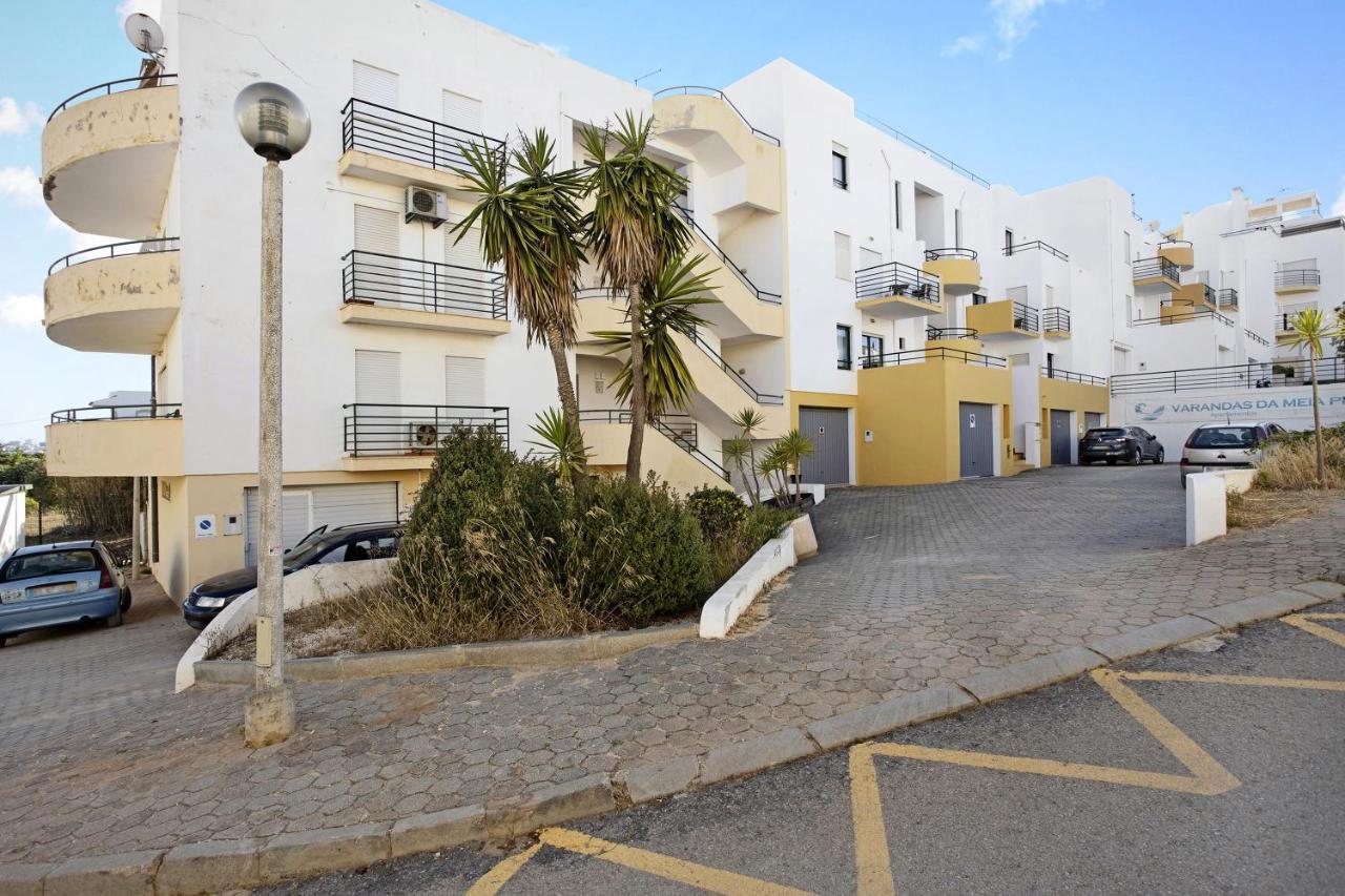 Meia Apartment *